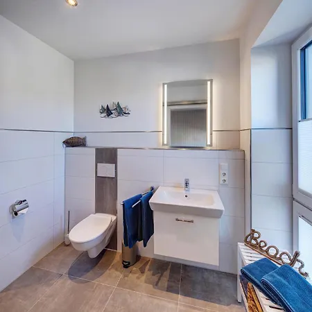 You, Me & The Sea, Am Alten Deich 4-6, Whg 1 15 Apartment